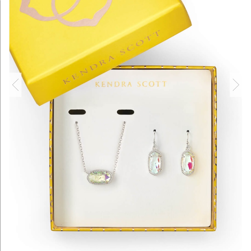 Elisa Necklace & Lee Earrings Silver gift set